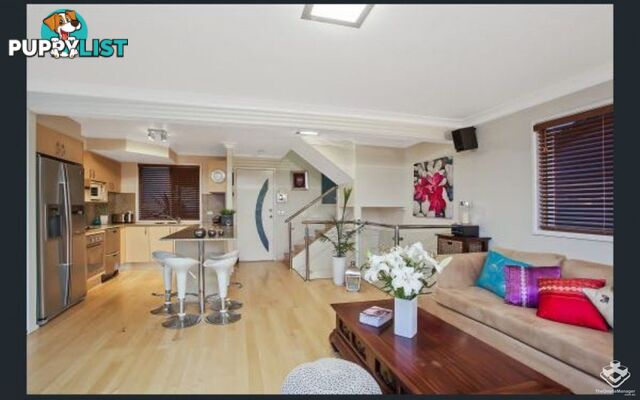 39 Hill Avenue Burleigh Heads QLD 4220