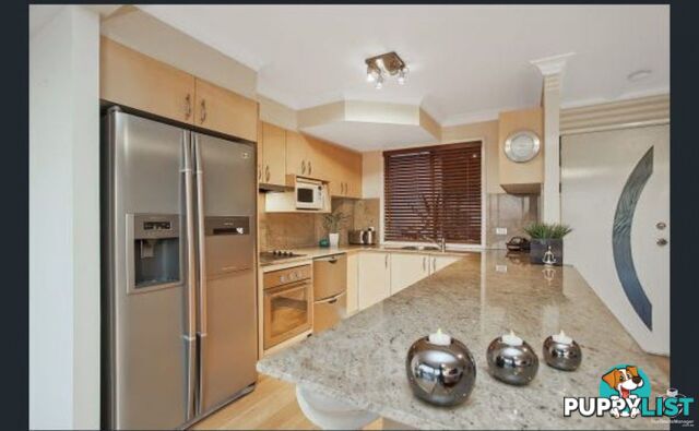 39 Hill Avenue Burleigh Heads QLD 4220