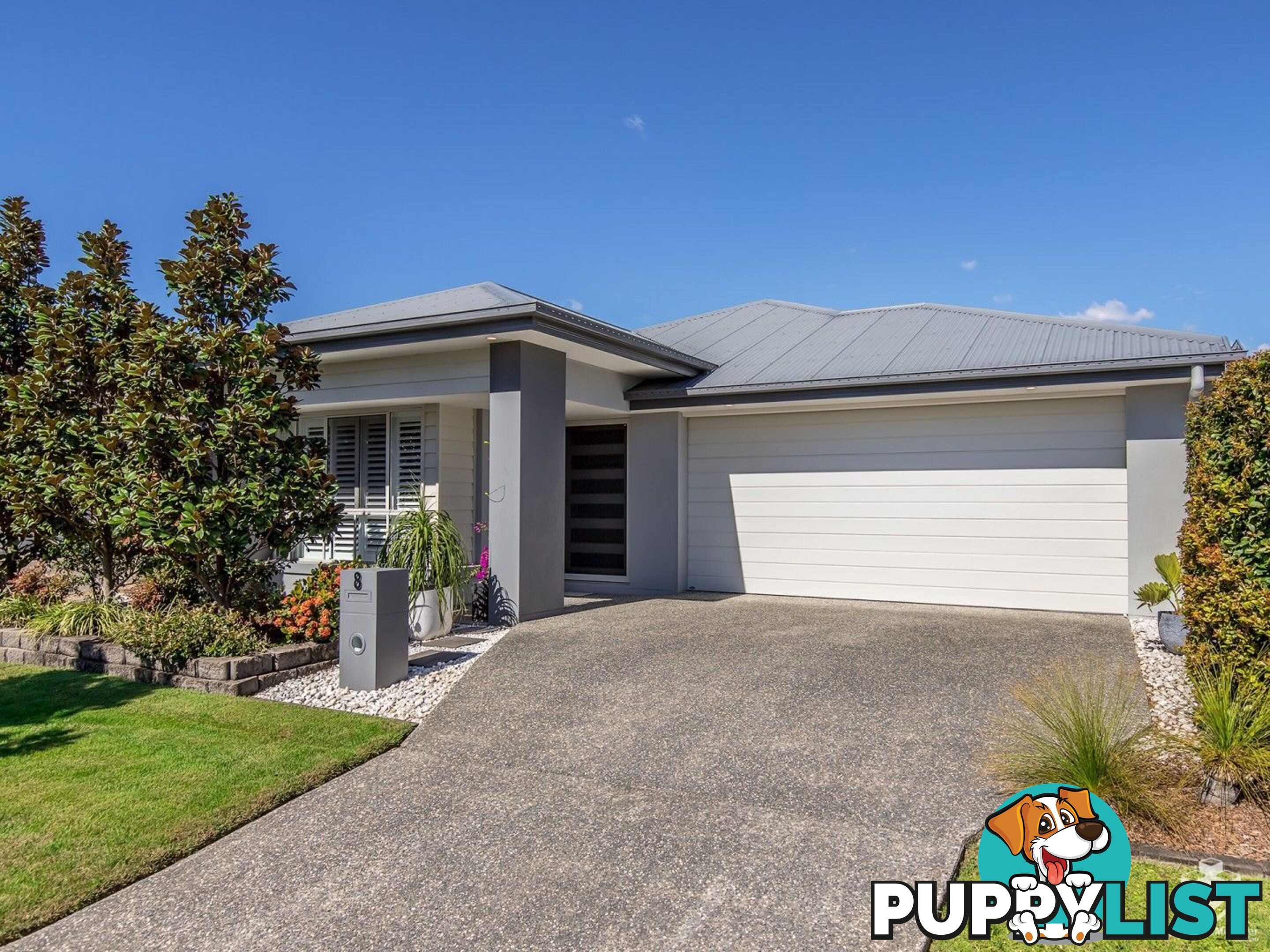 8 Field Street Helensvale QLD 4212