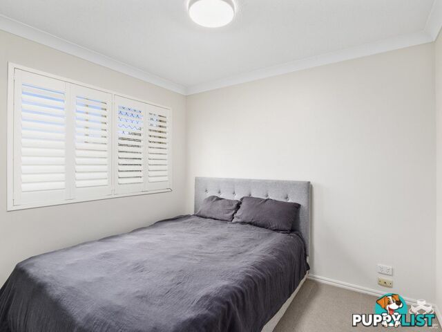 4/10 Macaulay Street Coorparoo QLD 4151