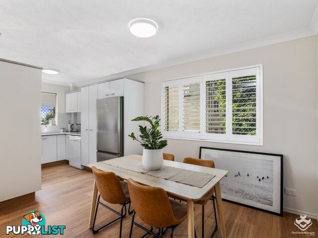 4/10 Macaulay Street Coorparoo QLD 4151