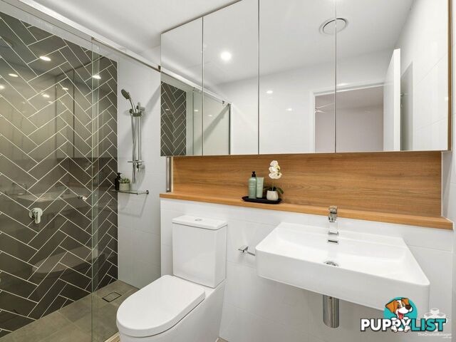 ID:21152963 10 Curwen Terrace Chermside QLD 4032
