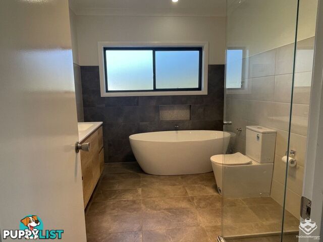 Dundowran QLD 4655