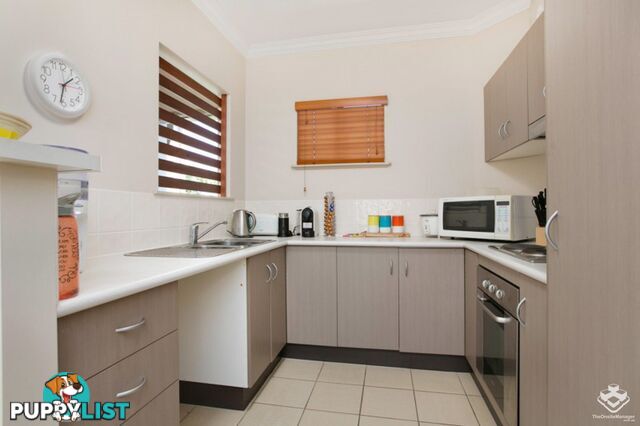 ID:21146707 22 Ward Street Mooroobool QLD 4870