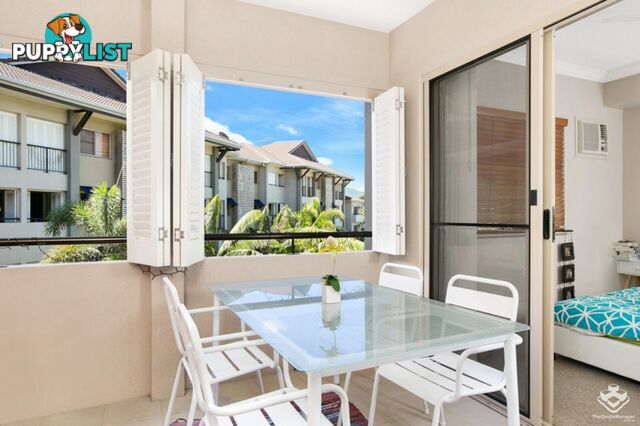 ID:21146707 22 Ward Street Mooroobool QLD 4870