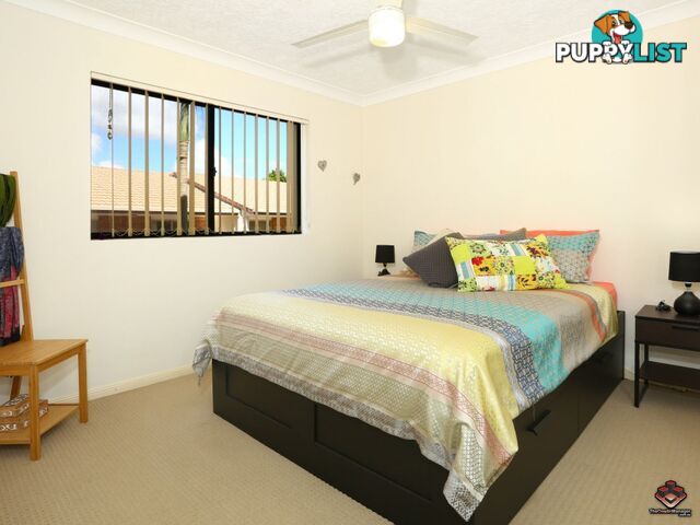 38 Labrador Street Labrador QLD 4215