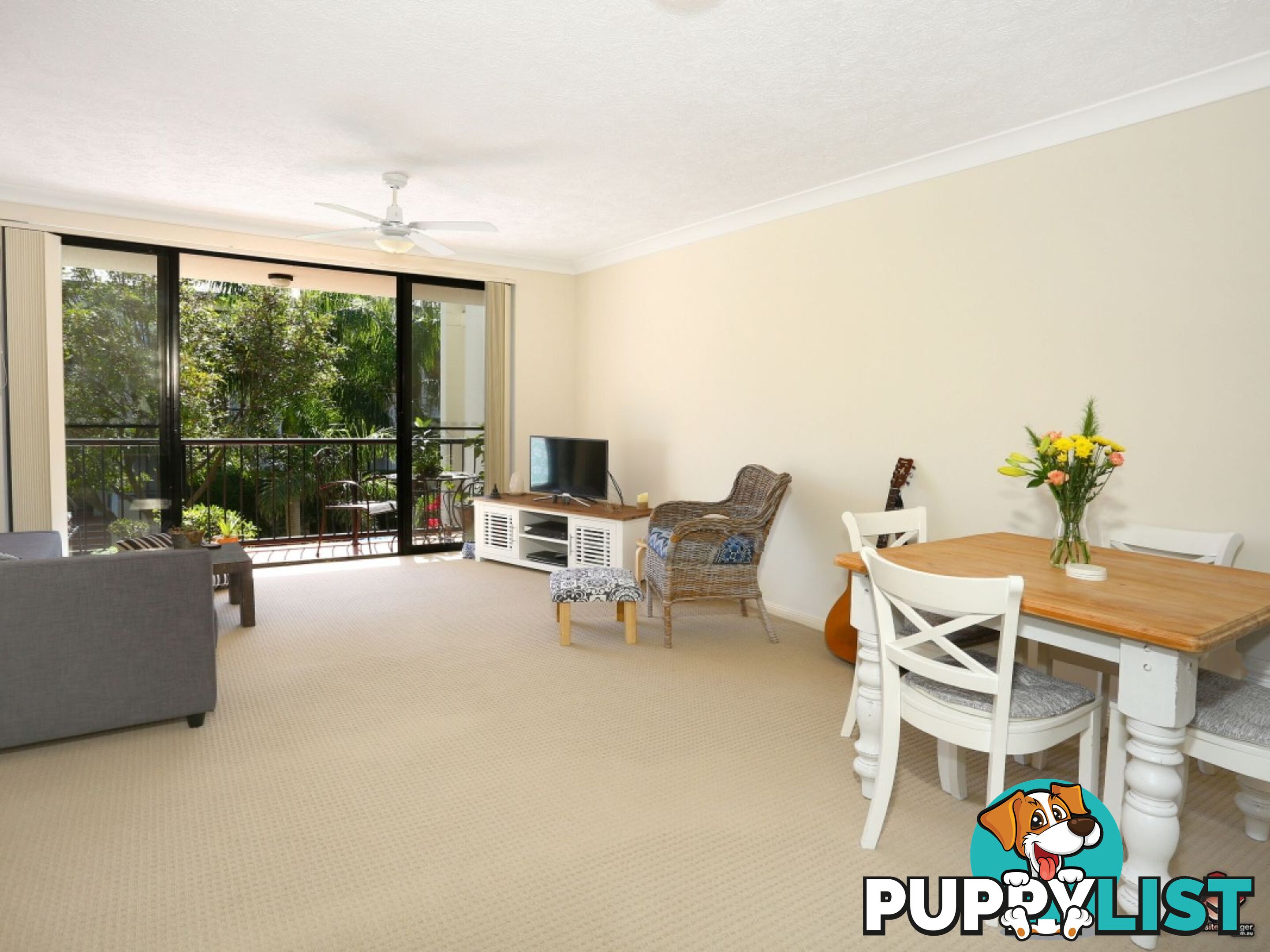 38 Labrador Street Labrador QLD 4215