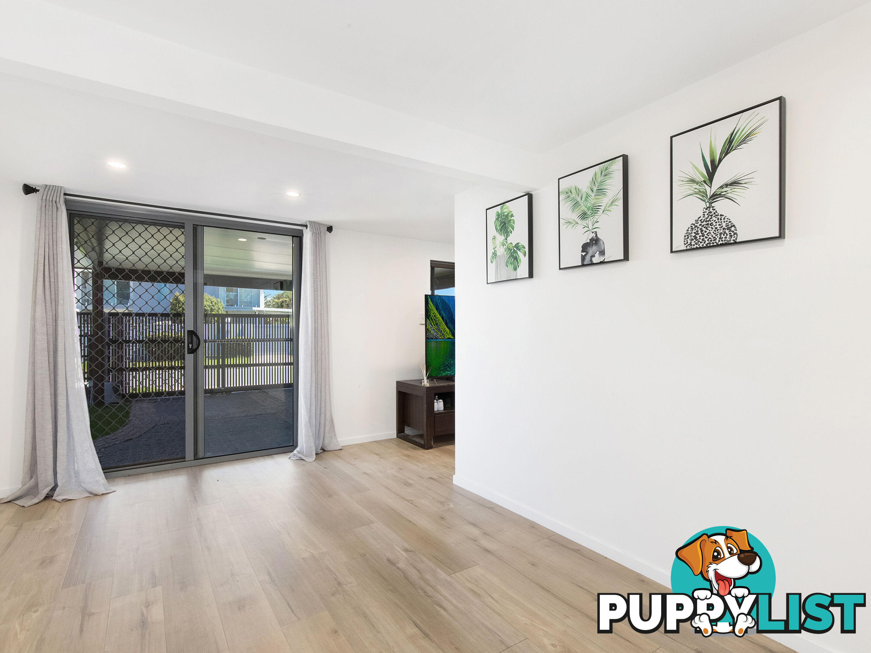 3 Cassia Street Runaway Bay QLD 4216