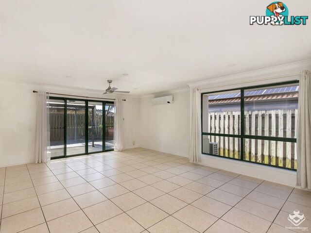 4 Harrow Place Arundel QLD 4214
