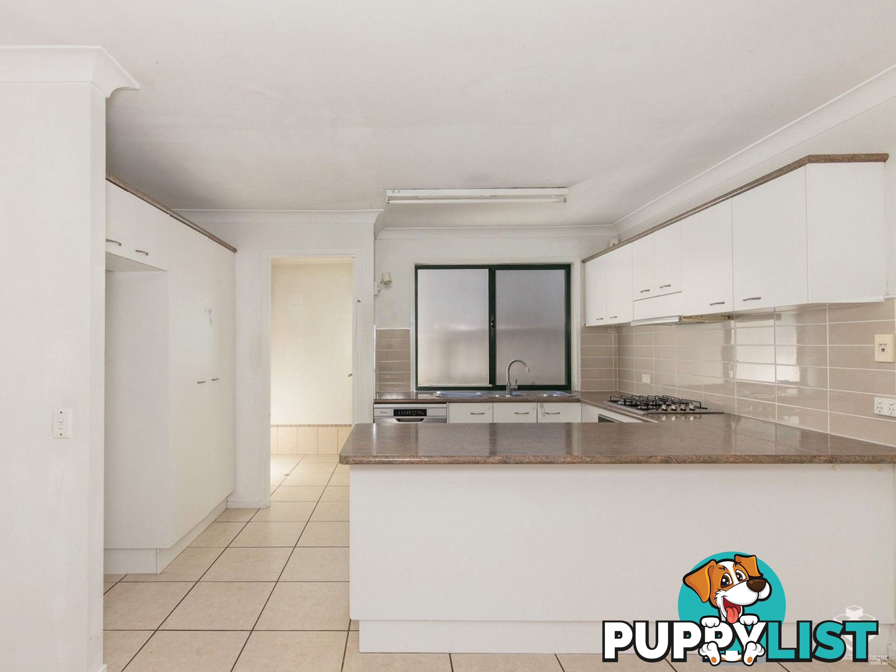 4 Harrow Place Arundel QLD 4214