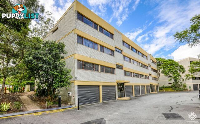 12/20 Rudd Street Broadbeach Waters QLD 4218