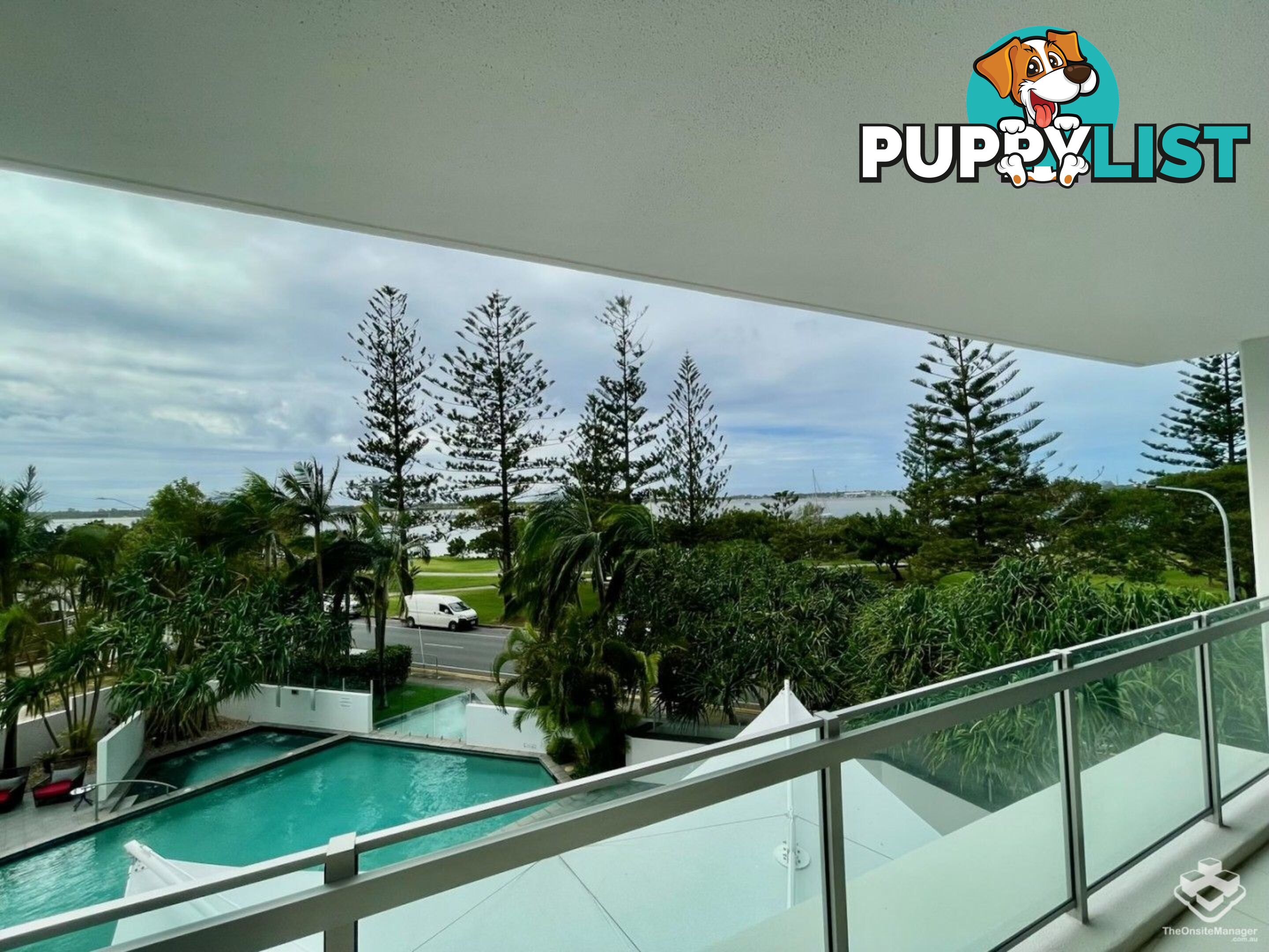 ID:21152117 230 Marine Parade Labrador QLD 4215