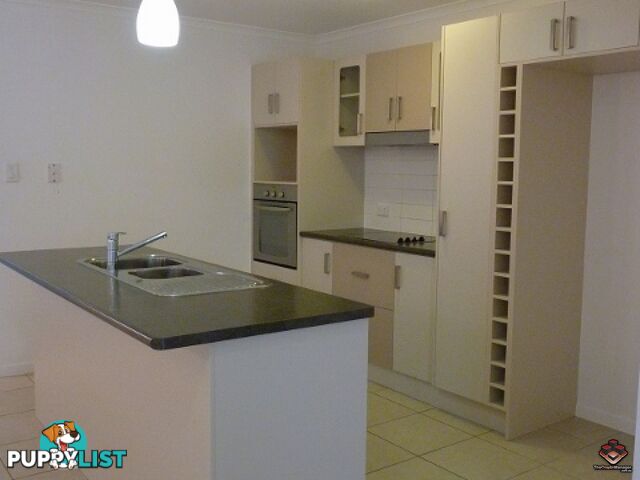 ID:3858372/6-24 Henry Street West End QLD 4810