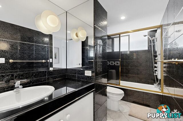 115/17 Bayview Street Runaway Bay QLD 4216