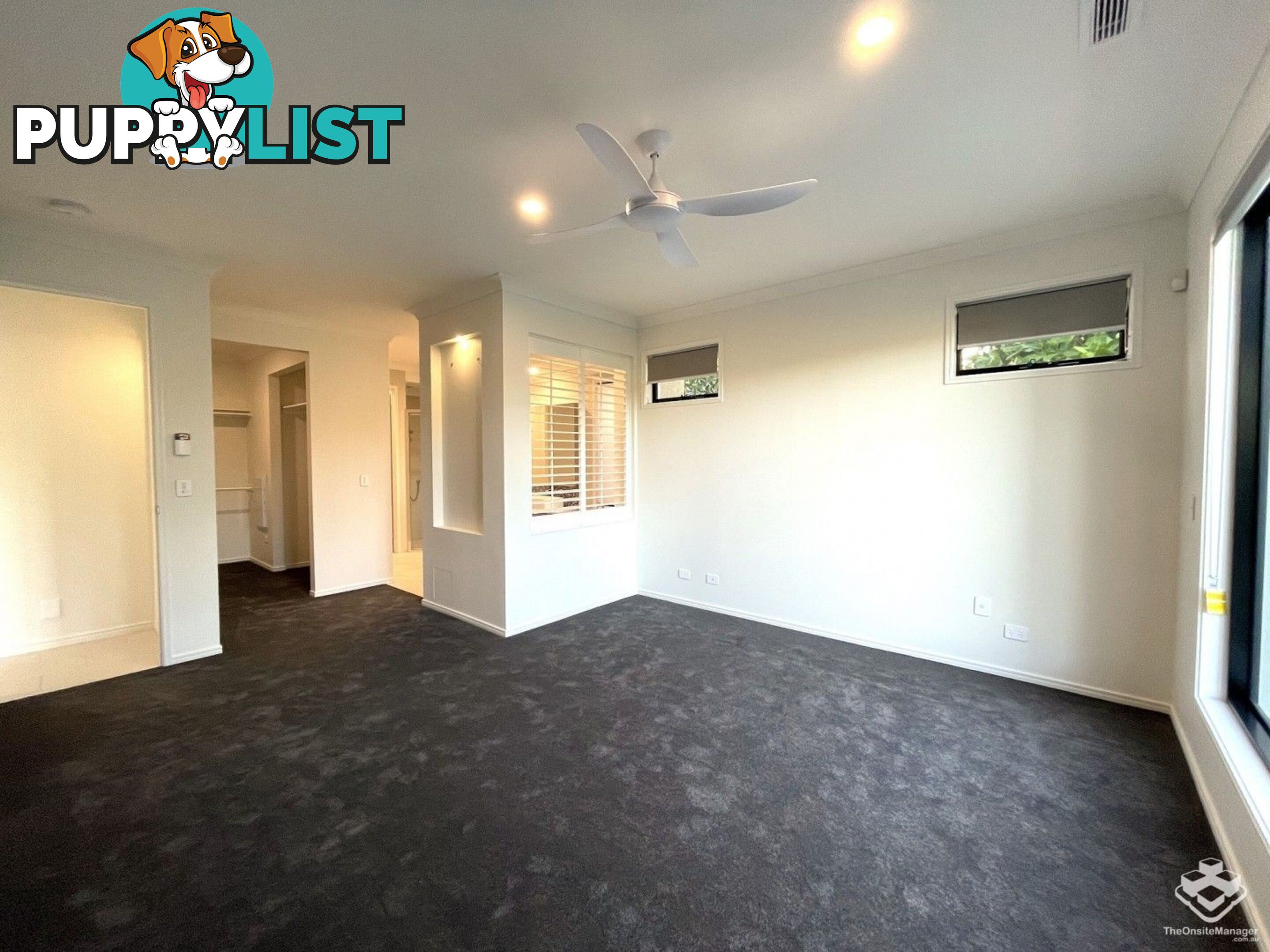 5034 EMERALD ISLAND DRIVE Carrara QLD 4211
