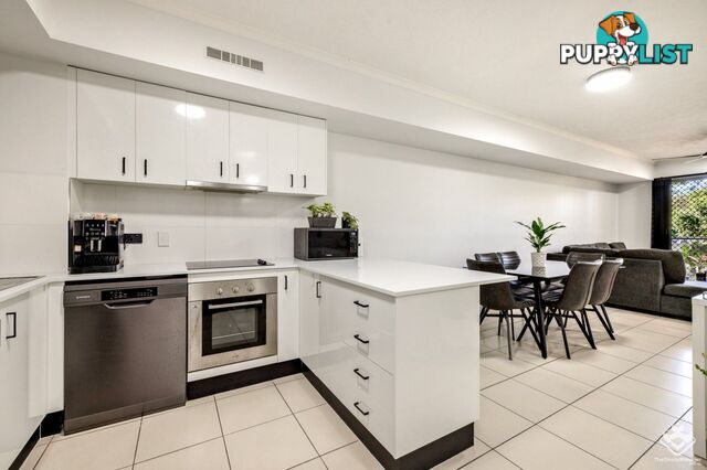 ID:21157544 521 Varley Street Yorkeys Knob QLD 4878