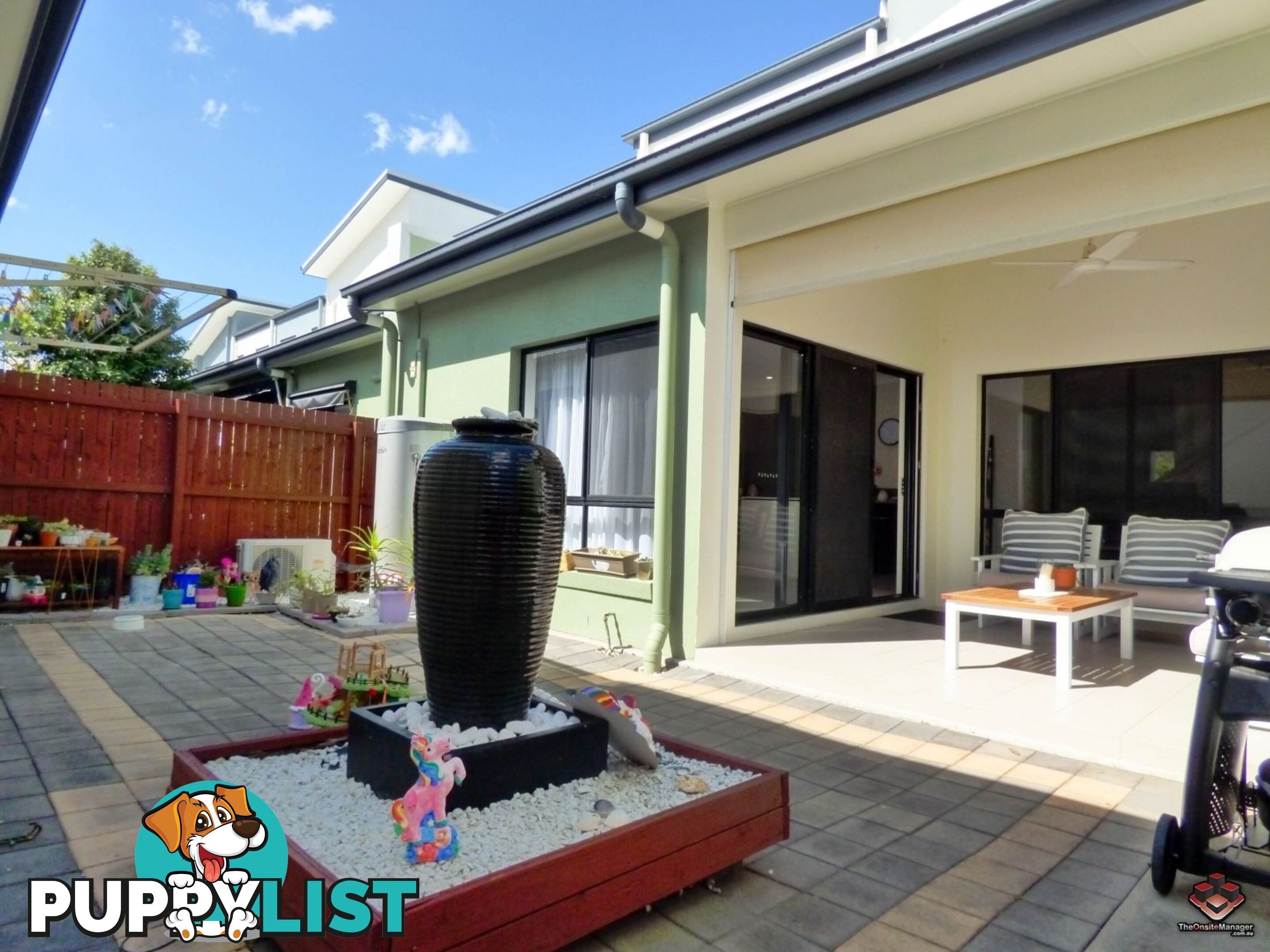 16 Surbiton Court Carindale QLD 4152