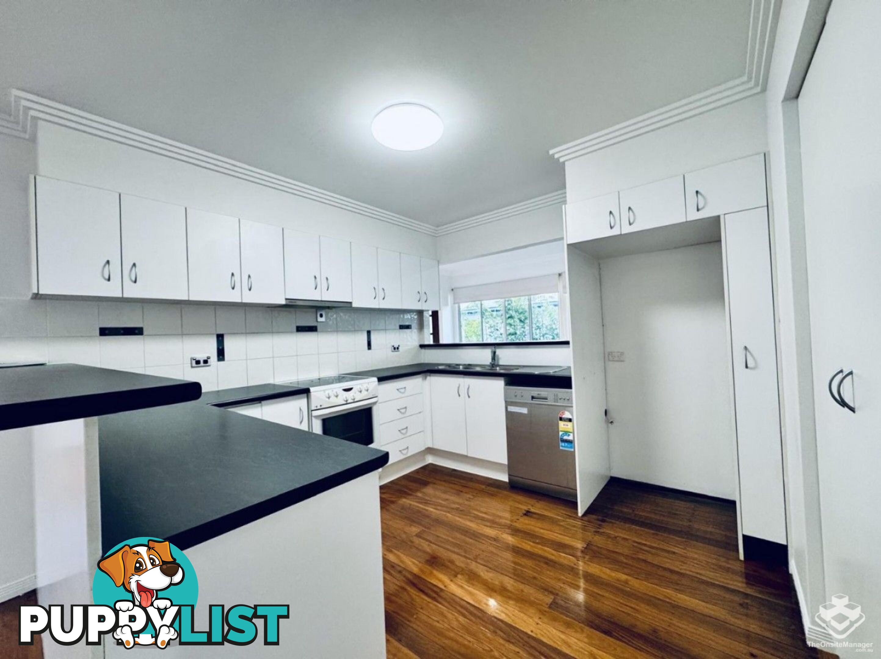 23 Reynolds Avenue Labrador QLD 4215