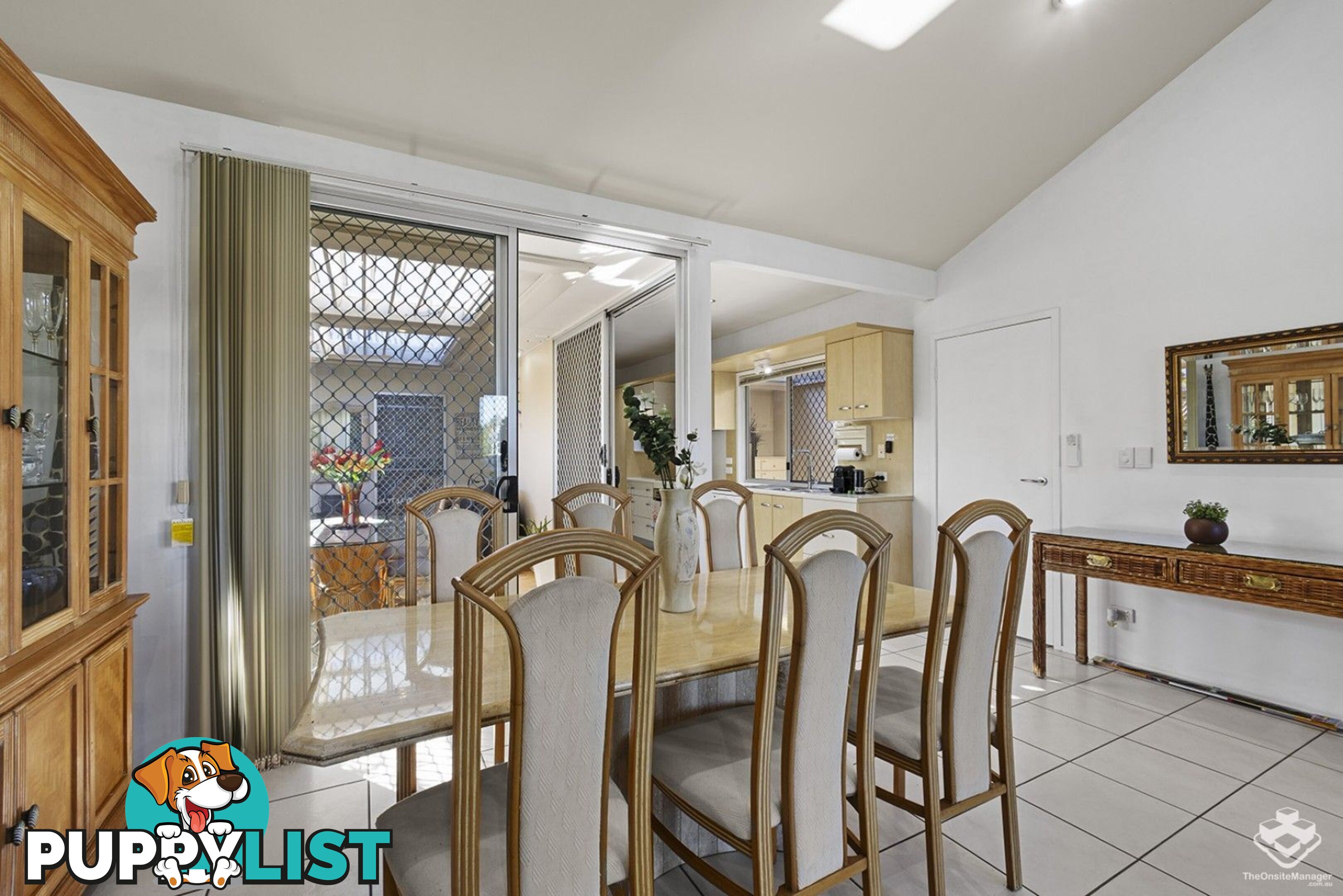 19/2 Grand Parade Parrearra QLD 4575