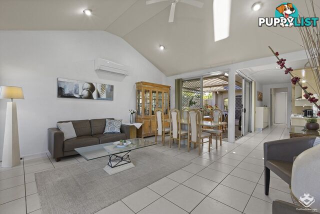 19/2 Grand Parade Parrearra QLD 4575
