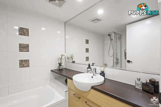 28/10 Grand Parade Kawana Island QLD 4575