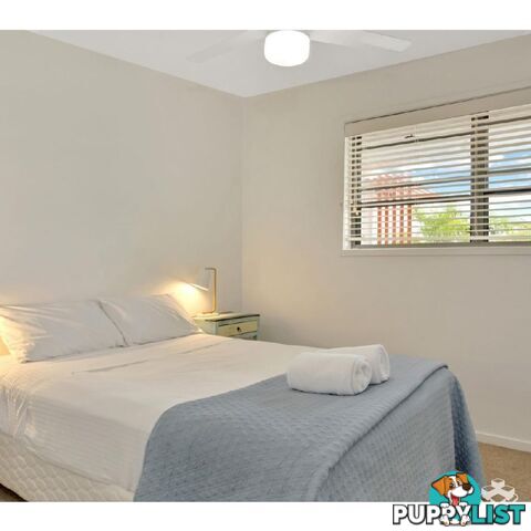 28/10 Grand Parade Kawana Island QLD 4575