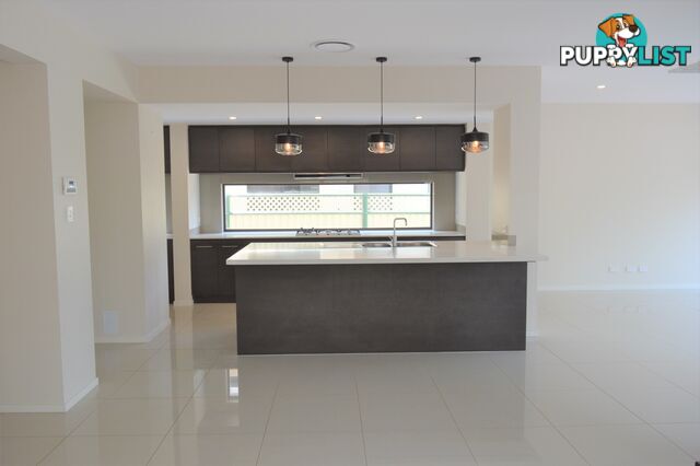 5 Jurien Crescent Varsity Lakes QLD 4227