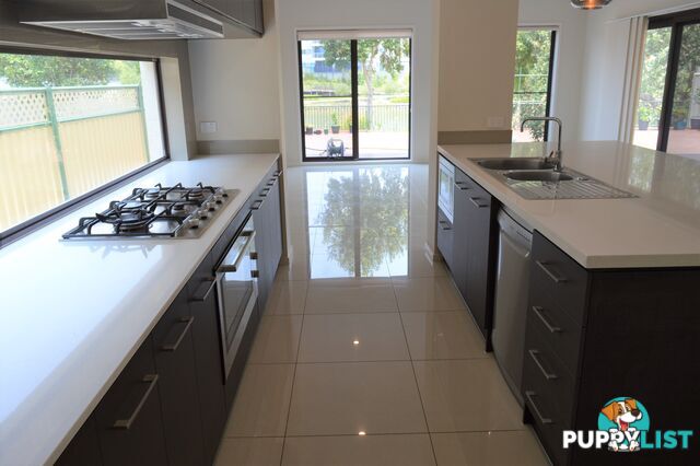 5 Jurien Crescent Varsity Lakes QLD 4227
