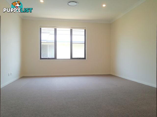 5 Jurien Crescent Varsity Lakes QLD 4227