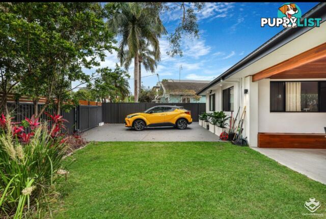 2 Nevenia Street Labrador QLD 4215