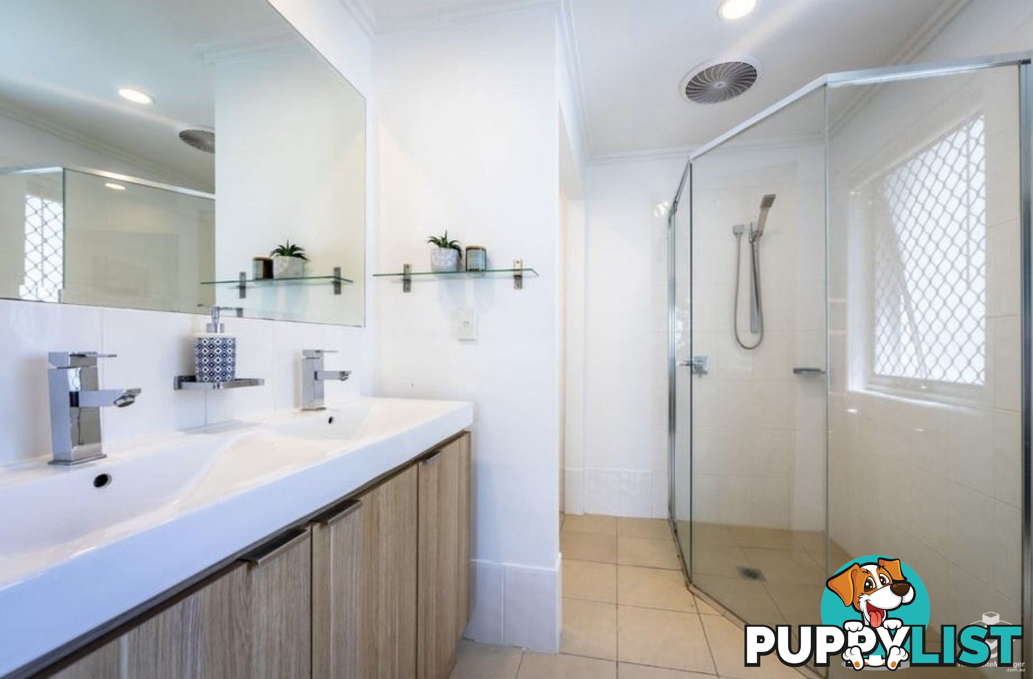19 Willow Street Varsity Lakes QLD 4227