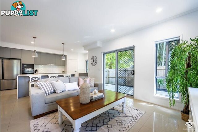 19 Willow Street Varsity Lakes QLD 4227