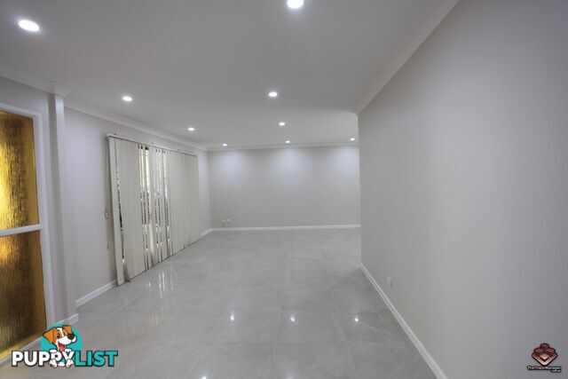 1 Orpheus Road Mermaid Waters QLD 4218