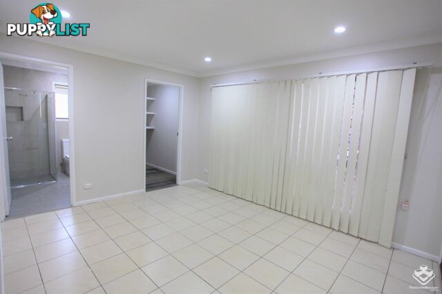 1 Orpheus Road Mermaid Waters QLD 4218