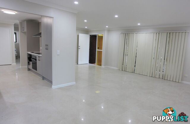 1 Orpheus Road Mermaid Waters QLD 4218