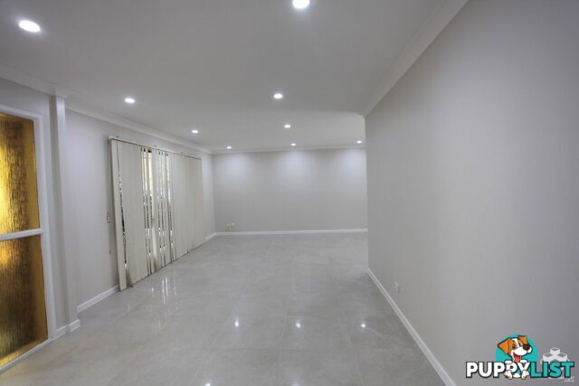 1 Orpheus Road Mermaid Waters QLD 4218