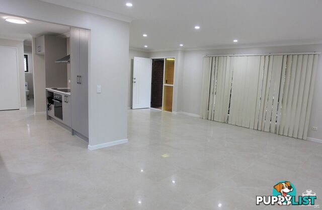 1 Orpheus Road Mermaid Waters QLD 4218