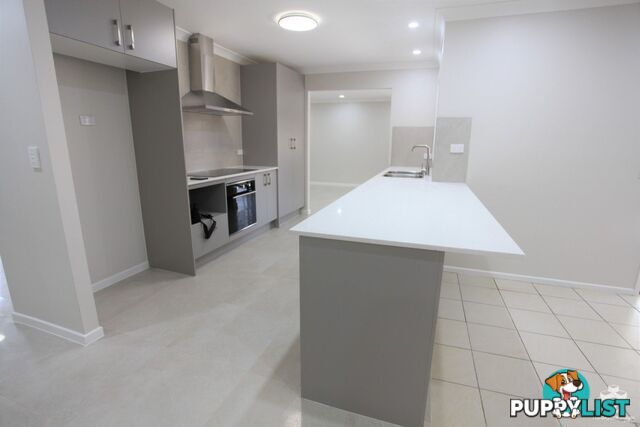 1 Orpheus Road Mermaid Waters QLD 4218