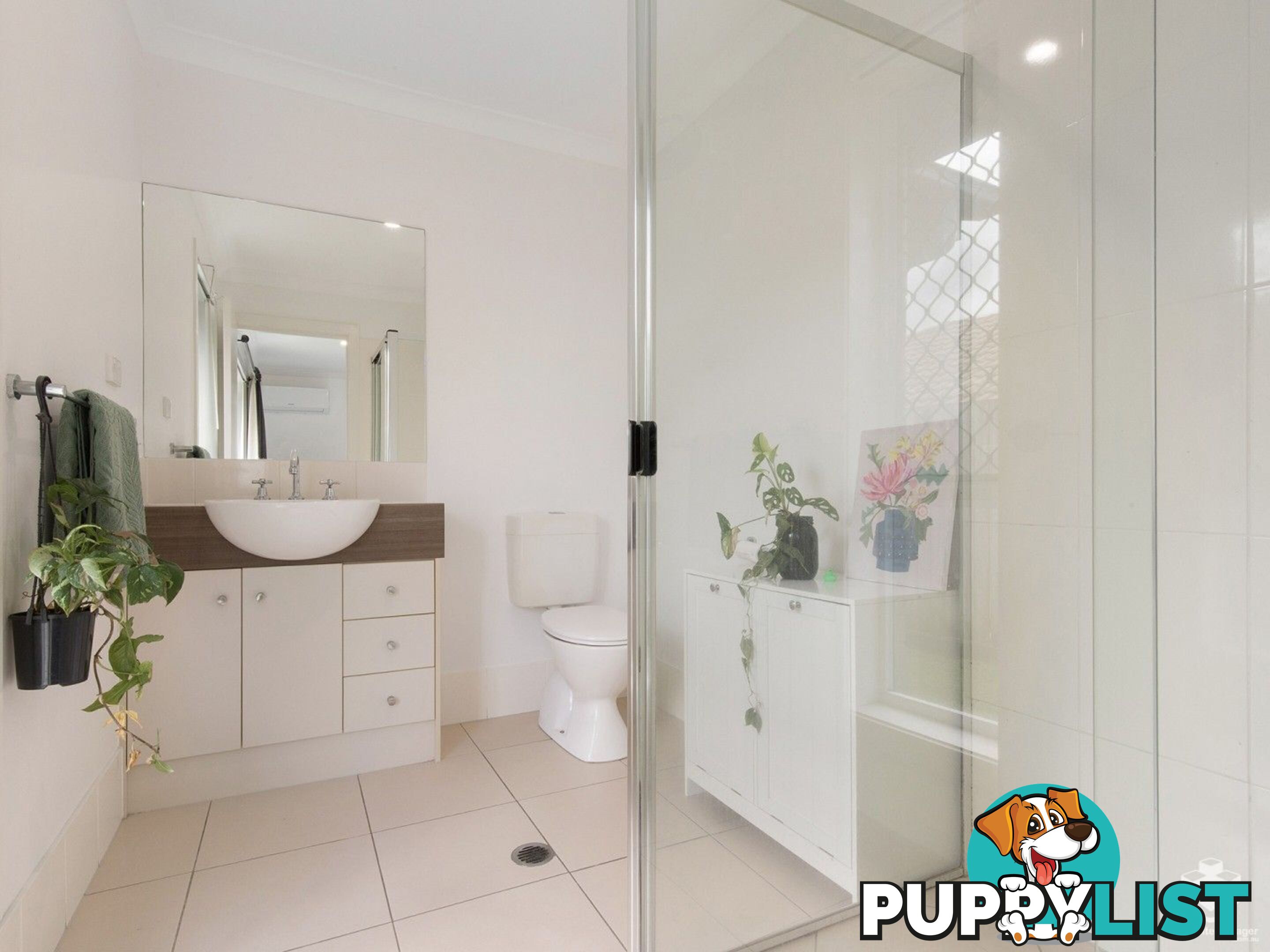 4 Waterhouse Drive Willow Vale QLD 4209