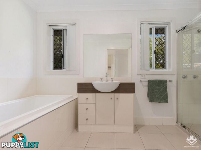 4 Waterhouse Drive Willow Vale QLD 4209