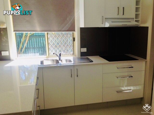 ID:21157987 23 Tristan Court Benowa QLD 4217