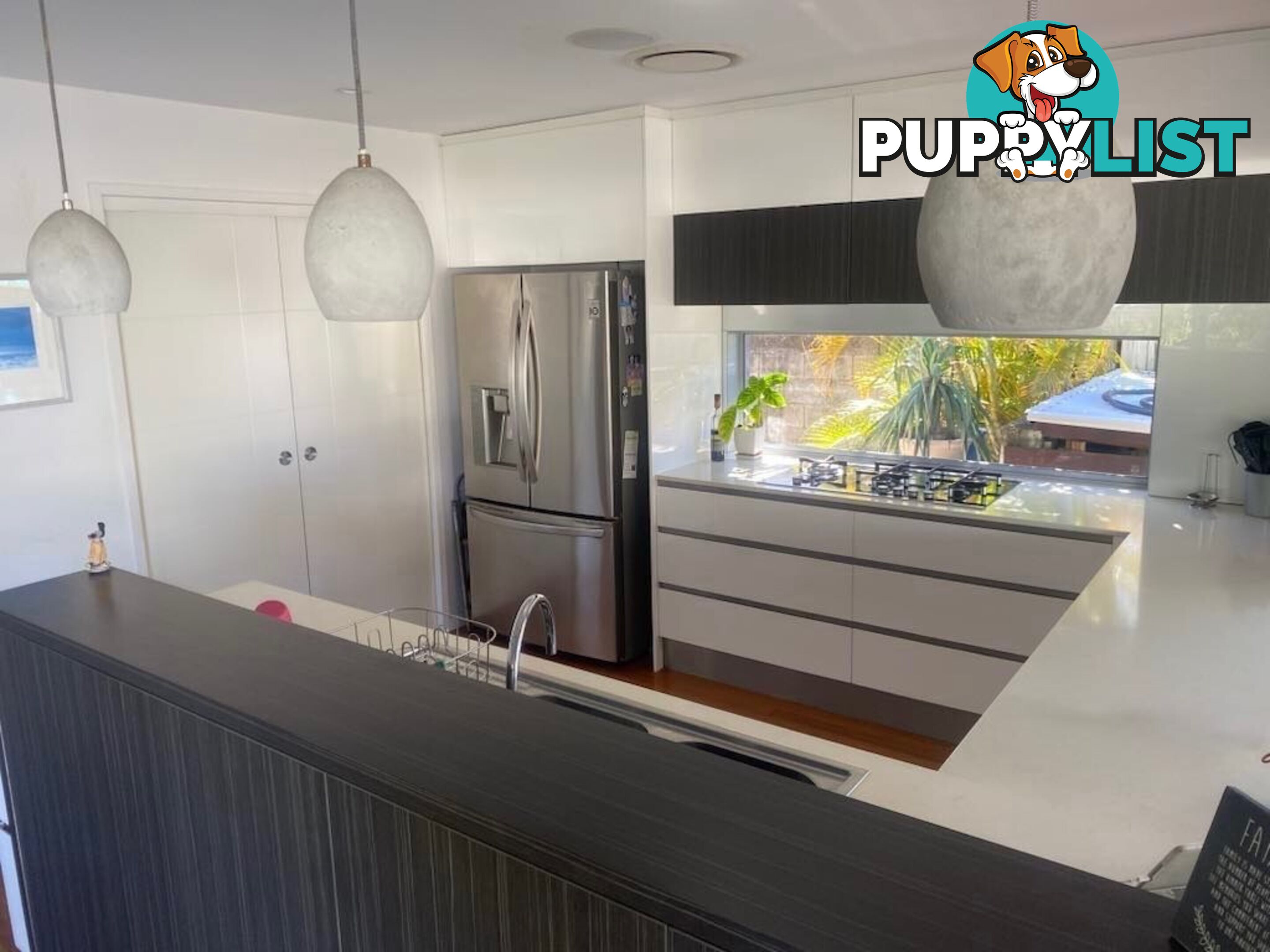 15 Elanora Drive Burleigh Heads QLD 4220