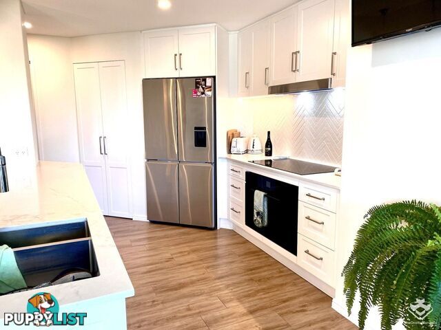 ID:21154235 1 Peak Avenue Main Beach QLD 4217