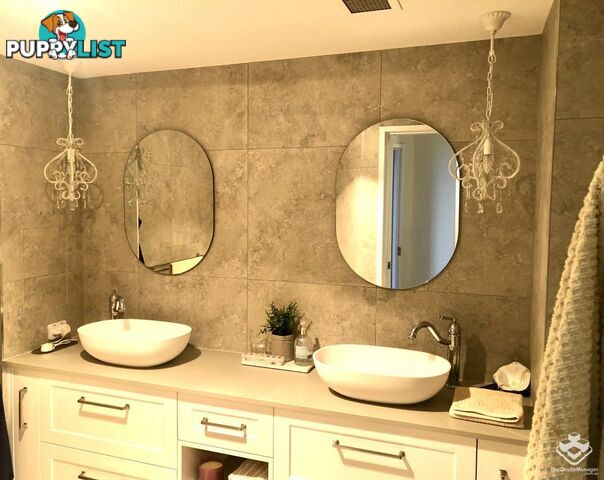 ID:21154235 1 Peak Avenue Main Beach QLD 4217