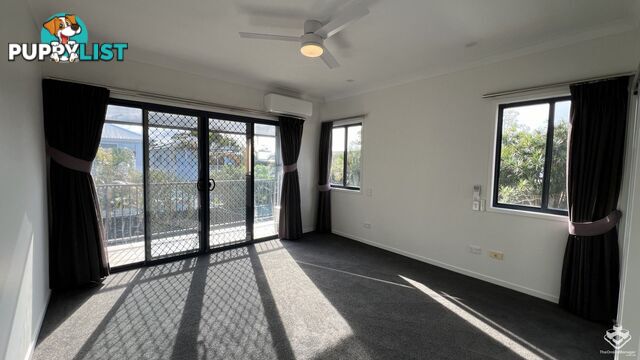 2/76 Worendo Street Southport QLD 4215