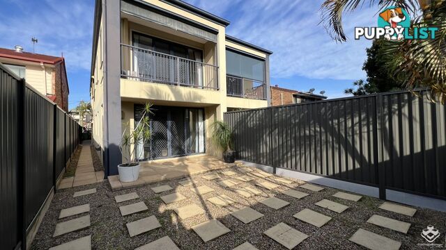 2/76 Worendo Street Southport QLD 4215