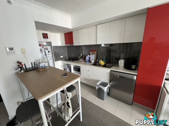 ID:21154783 5 Lawson Street Southport QLD 4215