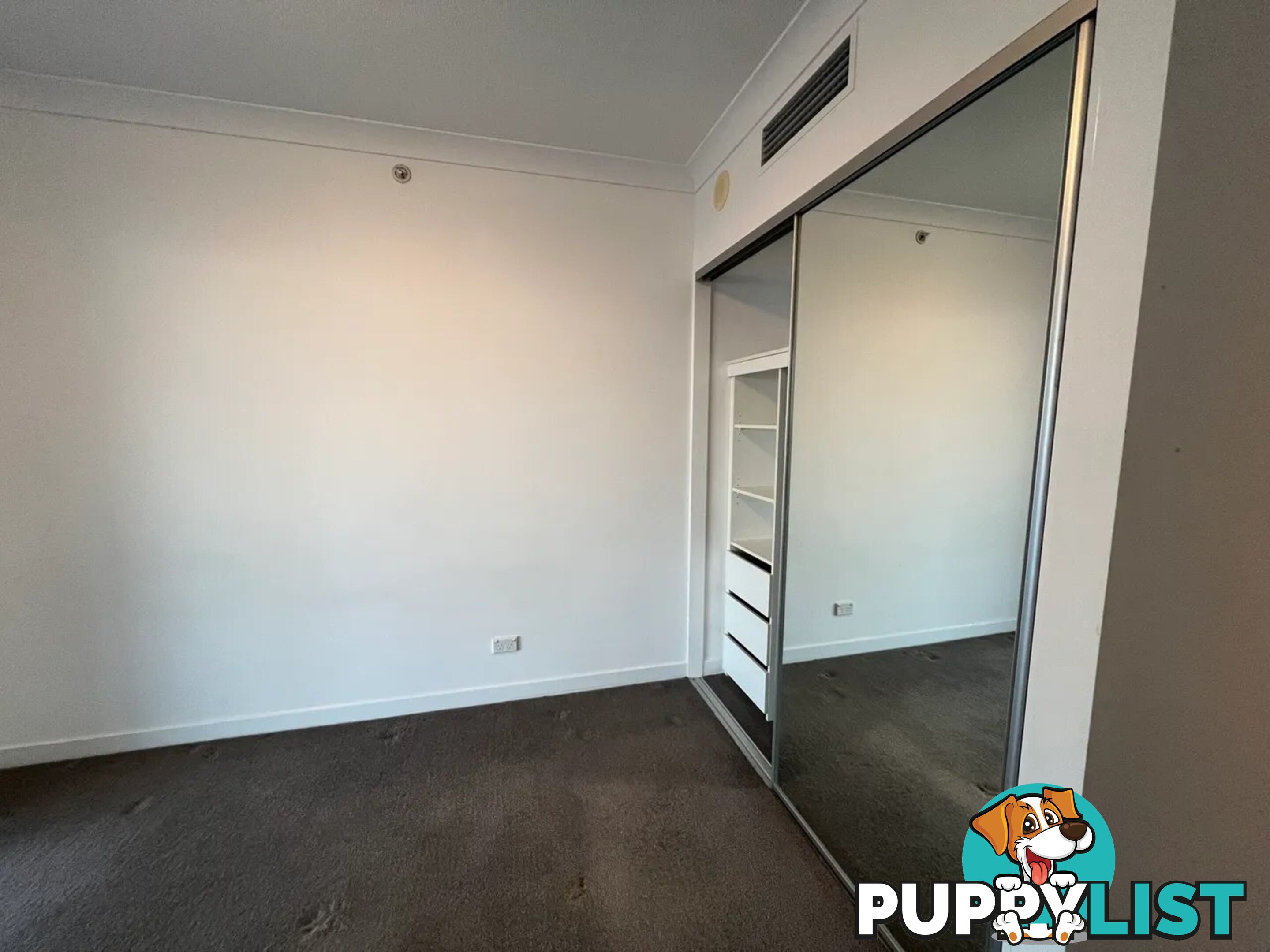 ID:21154783 5 Lawson Street Southport QLD 4215