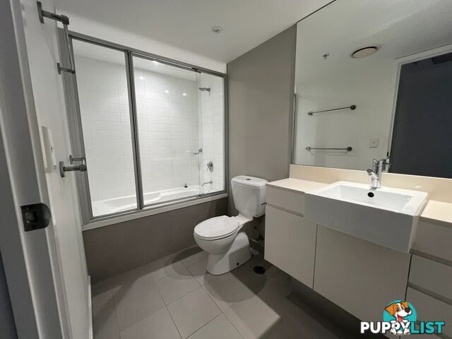 ID:21154783 5 Lawson Street Southport QLD 4215