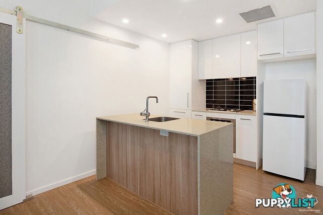 ID:21153860 13 Railway Terrace Milton QLD 4064